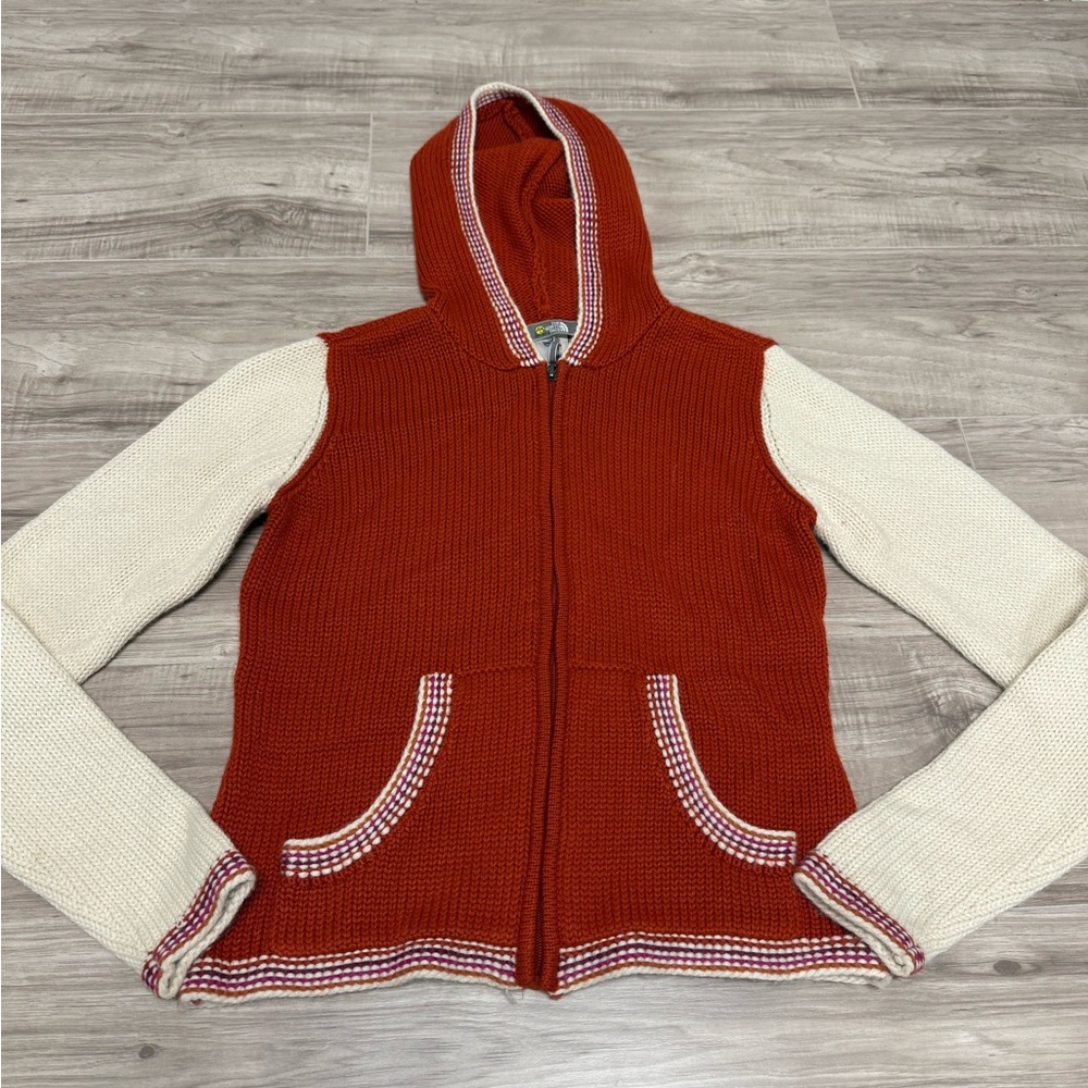 The North Face Women's Red and Cream Hooded Sweater Size Small Knitted Comfort